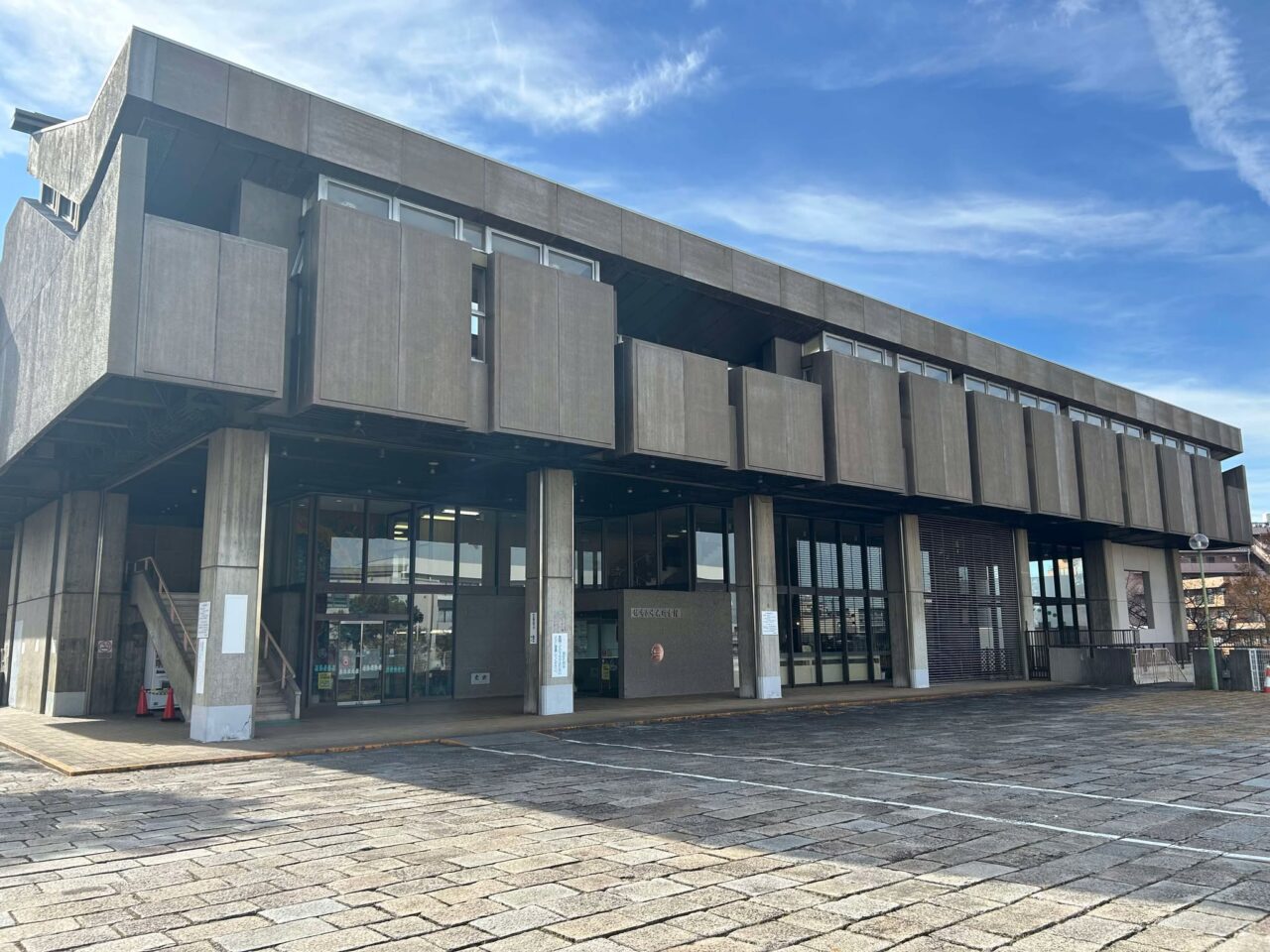 図書館４